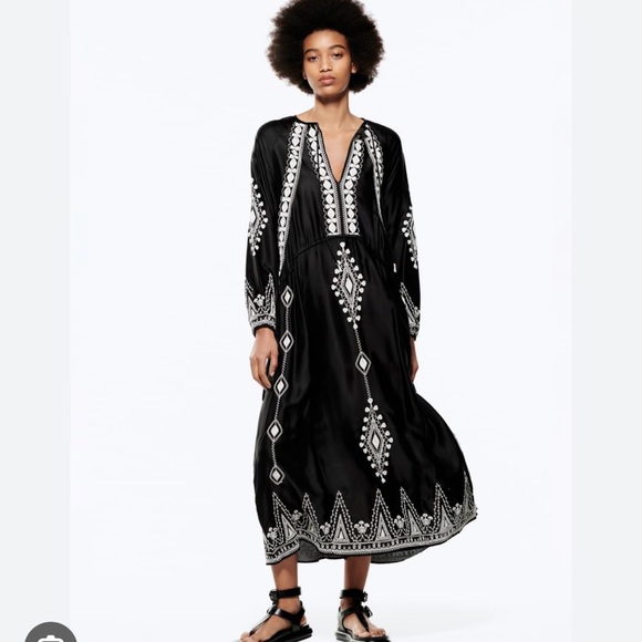 ZARA MIDI EMBROIDERED DRESS BLACK LONG SLEEVE  size s - Picture 3 of 8